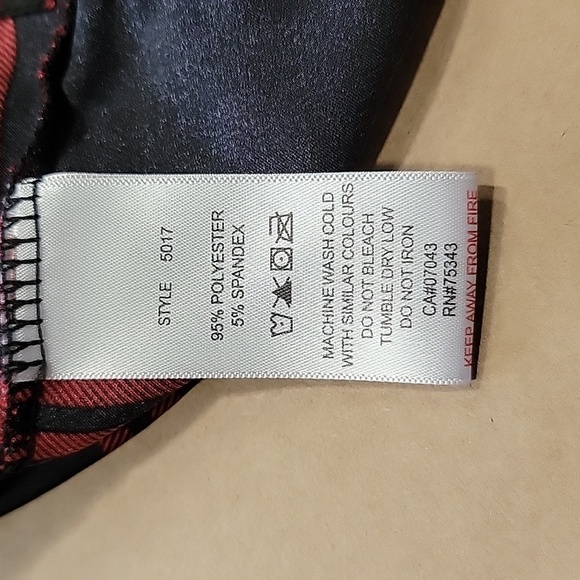 House of Harlow 1960 Size M Black & Red Plaid Silky Button Up Sleep Shirt, EUC - Picture 11 of 11